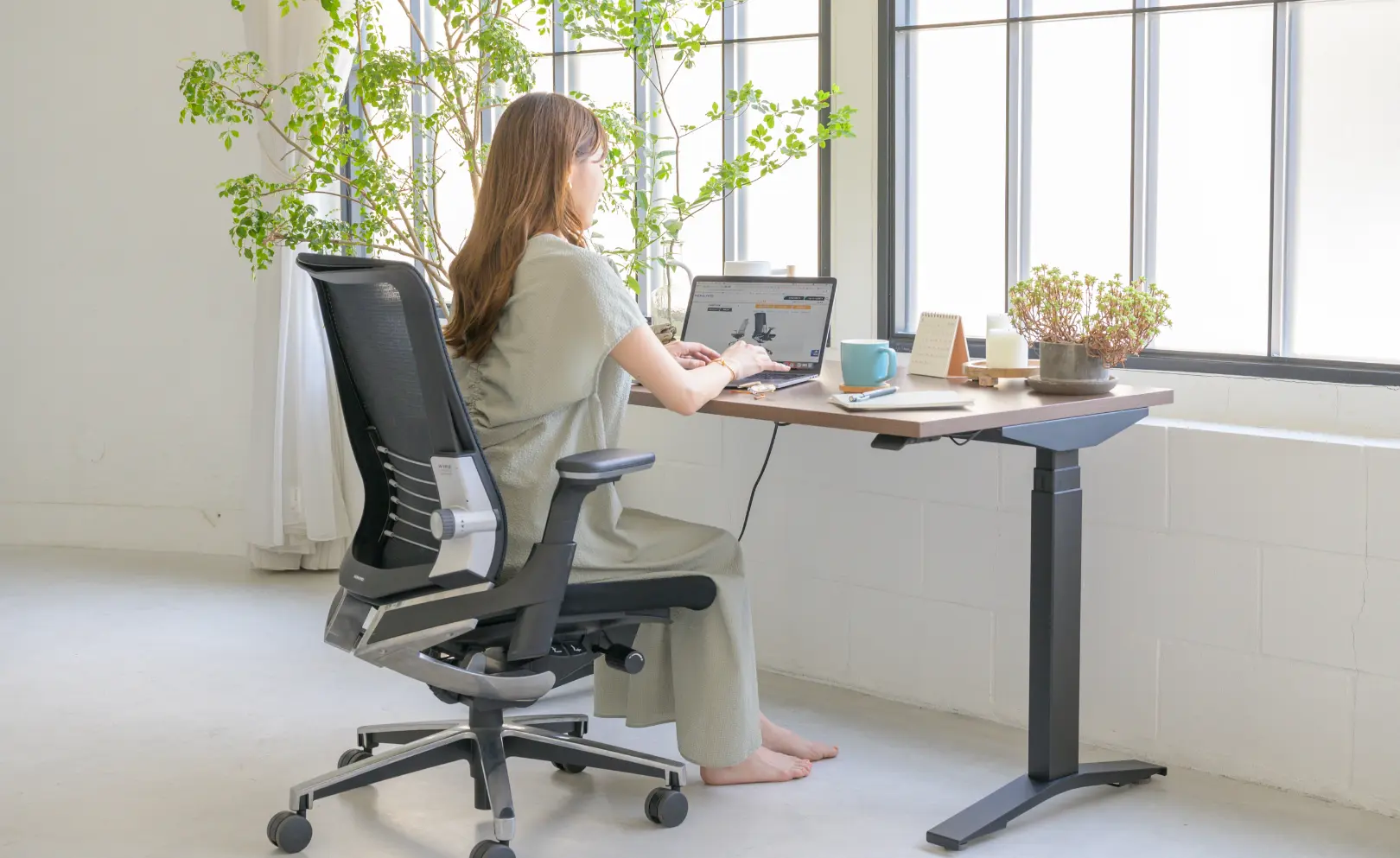 電動昇降デスク STANDSIT-W（スタンジットダブル）